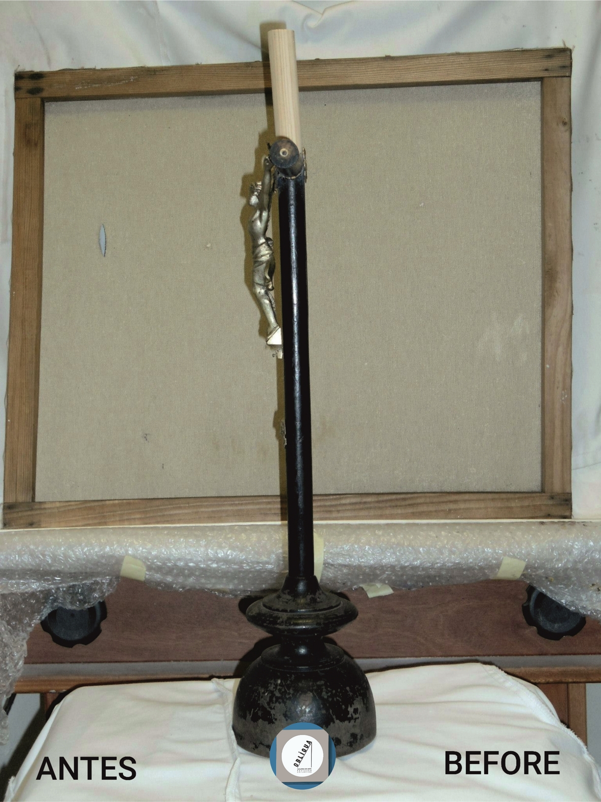 crucifixo com Cristo em metal1.5B.jpg